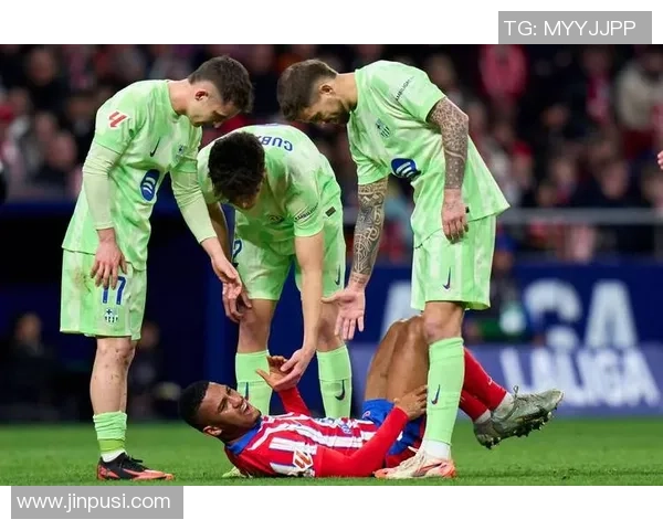 卫冕冠军巴萨逆转马竞强势登顶西甲榜首位置